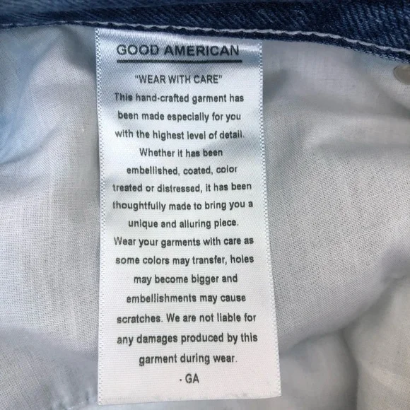 Good American- High Waist Cuttoff denim shorts - Picture 13 of 14